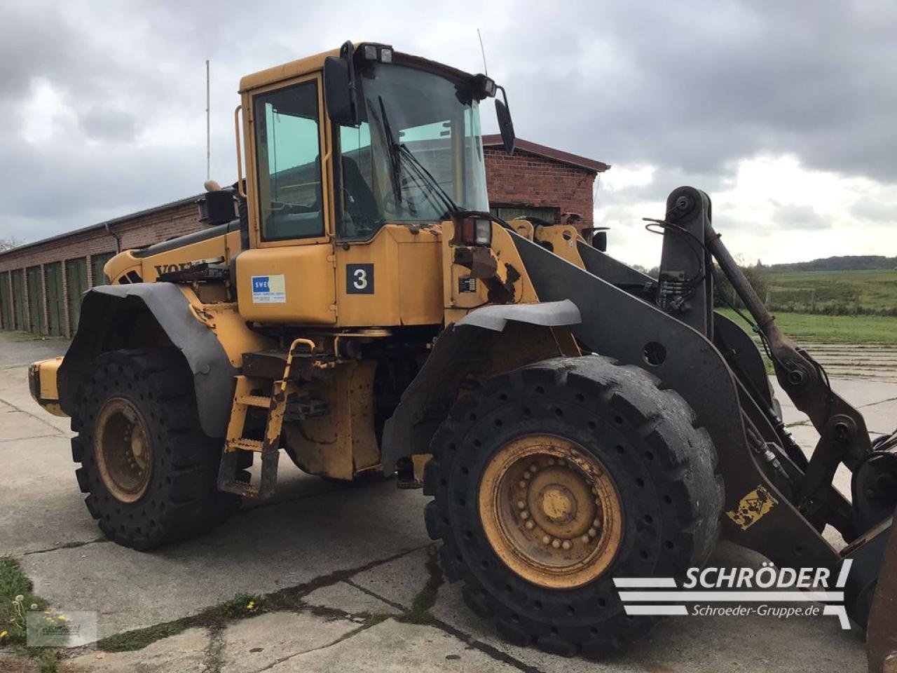 Radlader des Typs Volvo L 110 E, Gebrauchtmaschine in Böhne (Bild 4)