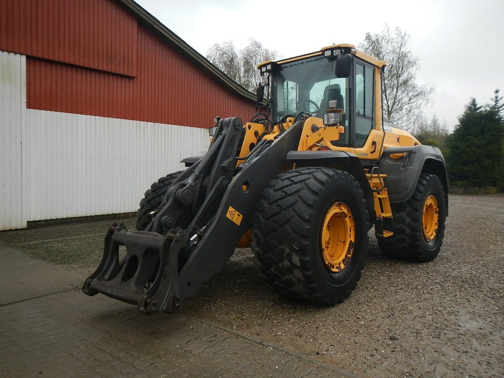 Radlader of the type Volvo L 110 H Long Boom, Gebrauchtmaschine in Aabenraa (Picture 2)