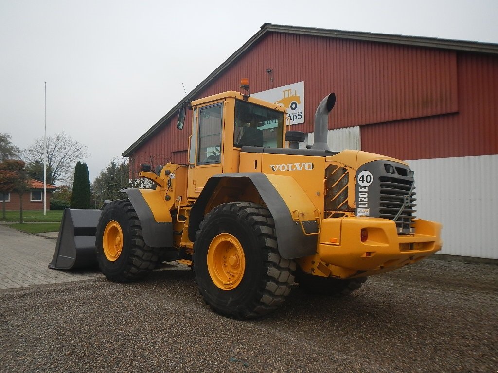 Radlader del tipo Volvo L 120 E, Gebrauchtmaschine In Aabenraa (Immagine 6)