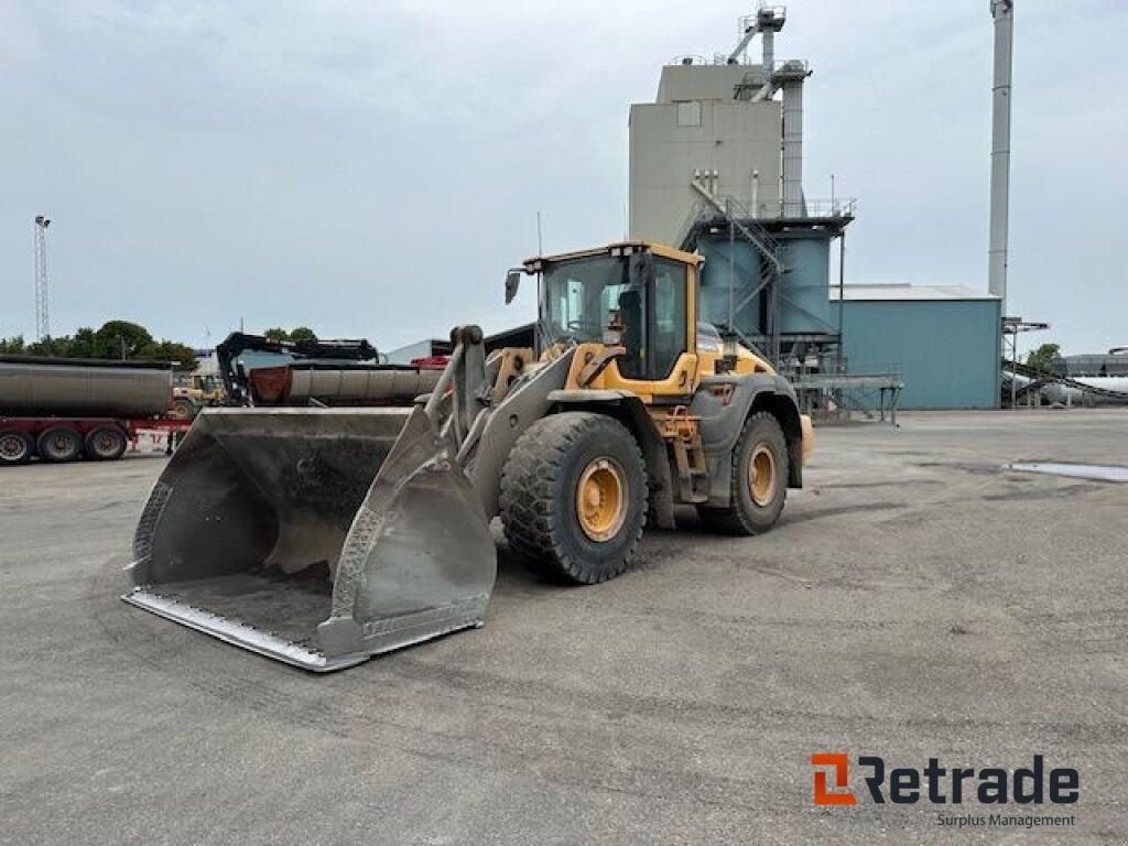 Radlader del tipo Volvo L 120 H, Gebrauchtmaschine In Rødovre (Immagine 1)