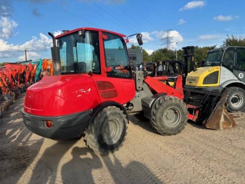 Radlader du type Volvo L 25 F, Gebrauchtmaschine en MOL (Photo 3)