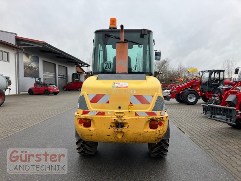 Radlader van het type Volvo L 25B, Gebrauchtmaschine in Mitterfels (Foto 3)