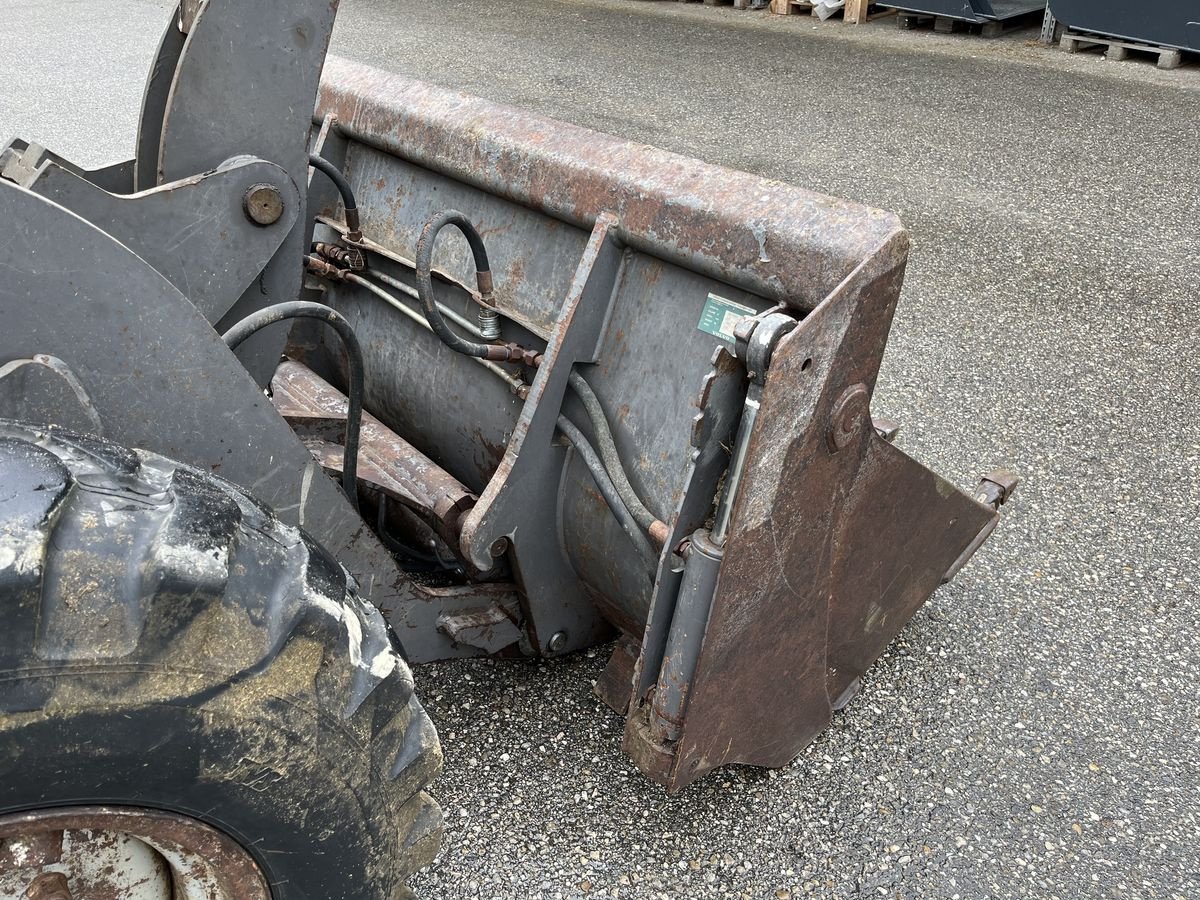 Radlader des Typs Volvo L 30 B, Gebrauchtmaschine in Bad Leonfelden (Bild 3)