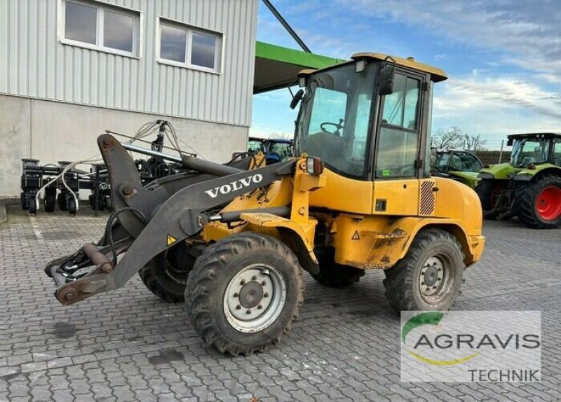 Radlader a típus Volvo L 30B, Gebrauchtmaschine ekkor: Calbe / Saale (Kép 1)