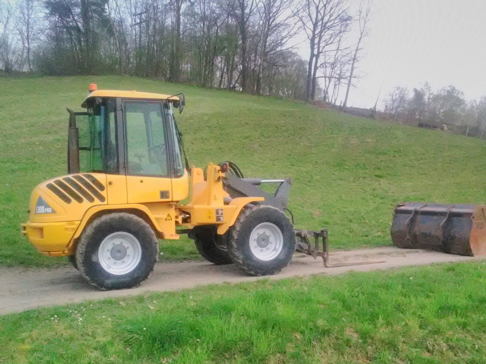 Radlader typu Volvo L 30B, Gebrauchtmaschine v Rattiszell - Herrnfehlburg (Obrázek 5)