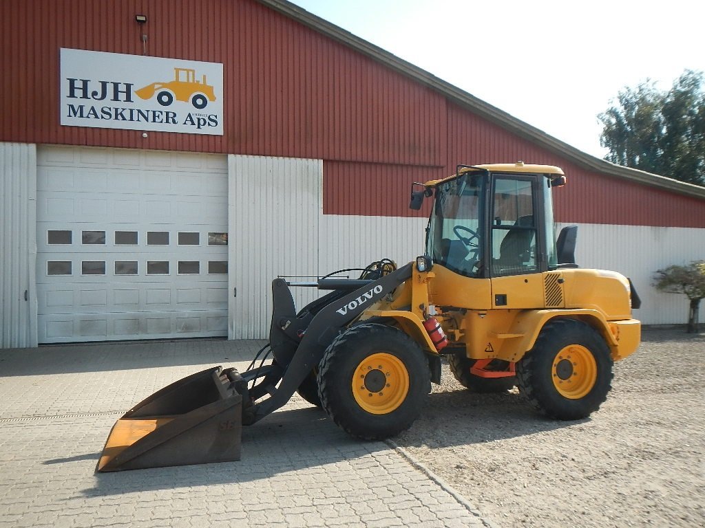 Radlader van het type Volvo L 35 GS, Gebrauchtmaschine in Aabenraa (Foto 3)