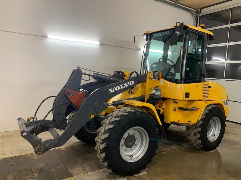 Radlader tip Volvo L 35B, Gebrauchtmaschine in Baierbrunn (Poză 1)