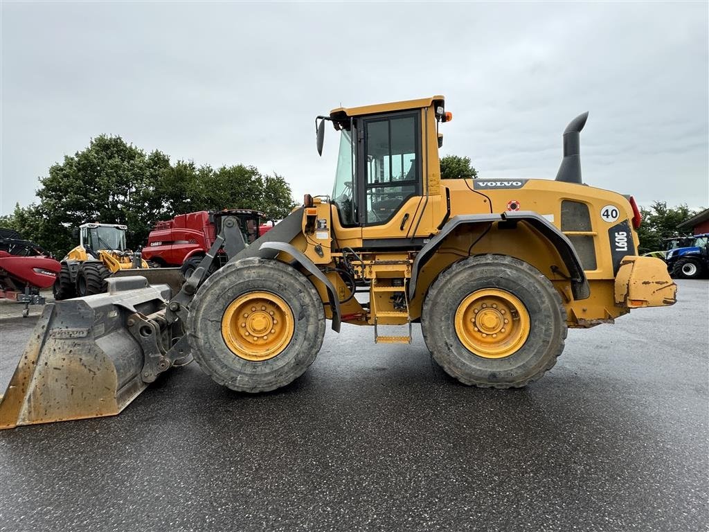 Radlader del tipo Volvo L 60 G KUN 7300 TIMER! MED SKOVL OG GAFLER!, Gebrauchtmaschine en Nørager (Imagen 3)