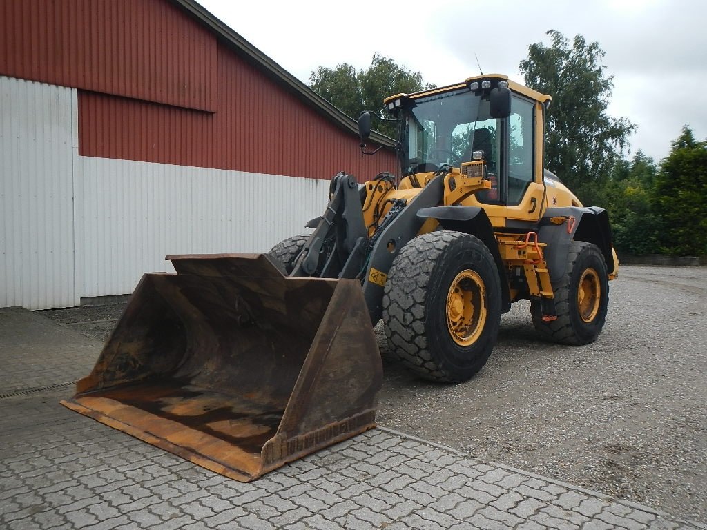 Radlader Türe ait Volvo L 60 H, Gebrauchtmaschine içinde Aabenraa (resim 2)