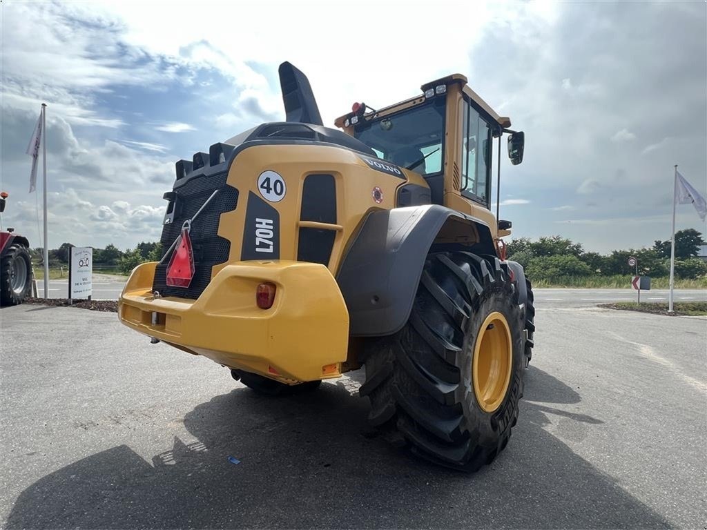 Radlader del tipo Volvo L 70 H KUN 2400 TIMER OG NÆSTEN NYE TRAKTORHJUL!, Gebrauchtmaschine In Nørager (Immagine 5)