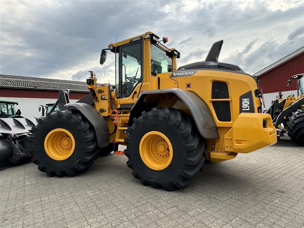 Radlader Türe ait Volvo L 90 H AGRICULTURE! KUN 4 TIMER, LANG BOM OG LOCK-UP! PÅ LAGER TIL OMGÅENDE LEVERING!, Gebrauchtmaschine içinde Nørager (resim 4)