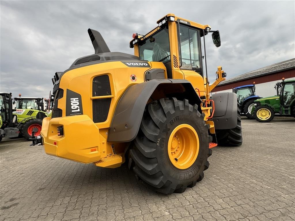 Radlader tip Volvo L 90 H AGRICULTURE MODEL! LANG BOM OG LOCK-UP! KUN 850 TIMER!, Gebrauchtmaschine in Nørager (Poză 8)