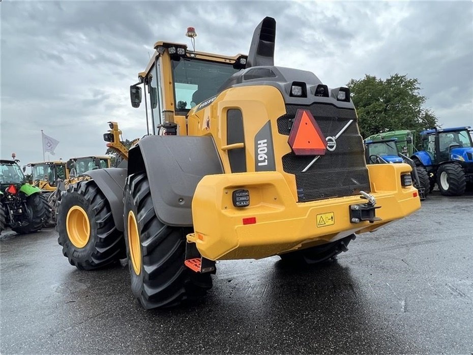 Radlader Türe ait Volvo L 90 H KUN 2500 TIMER! LANG BOM OG LOCK UP! DK FRA NY!  TILBUD!, Gebrauchtmaschine içinde Nørager (resim 8)