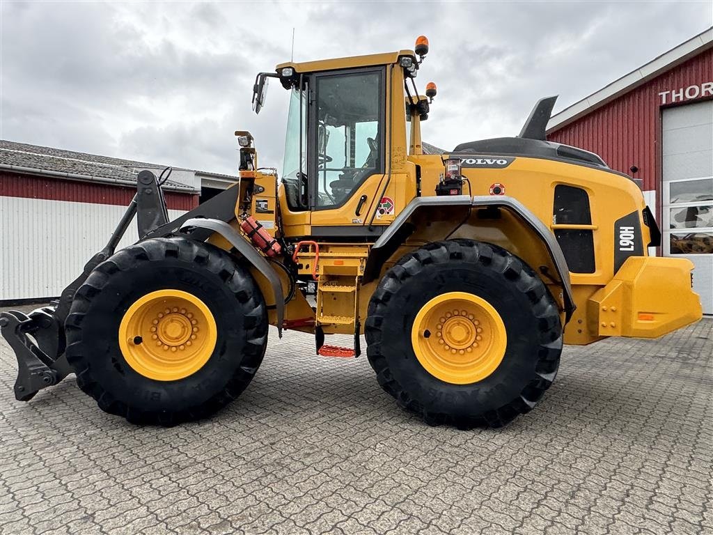 Radlader Türe ait Volvo L 90 H KUN 3500 TIMER! TOP UDSTYRET!, Gebrauchtmaschine içinde Nørager (resim 3)