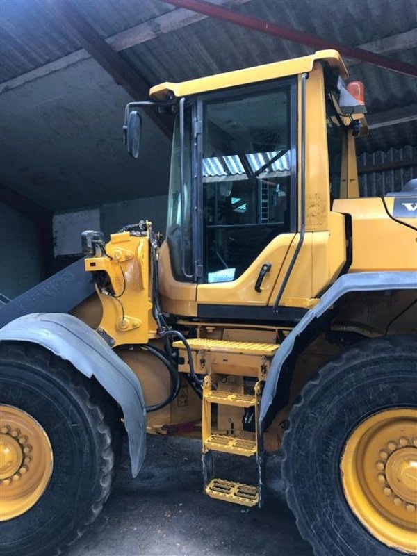 Radlader от тип Volvo L 90 H Volvo L90H fra Dansk landmand. Ring til Ulrik på 40255544. Jeg snakker Jysk, og er til at handle med., Gebrauchtmaschine в Kolding (Снимка 3)