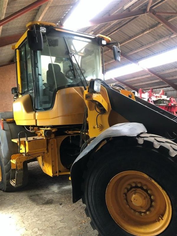 Radlader του τύπου Volvo L 90 H Volvo L90H fra Dansk landmand. Ring til Ulrik på 40255544. Jeg snakker Jysk, og er til at handle med., Gebrauchtmaschine σε Kolding (Φωτογραφία 6)