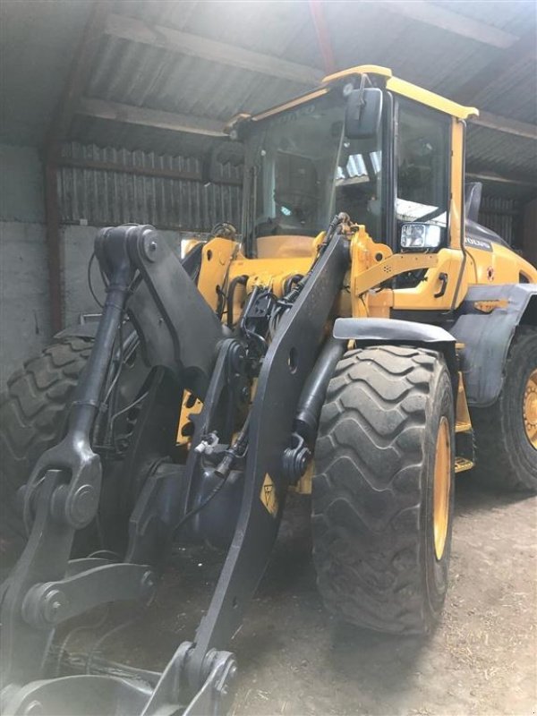 Radlader typu Volvo L 90 H Volvo L90H fra Dansk landmand. Ring til Ulrik på 40255544. Jeg snakker Jysk, og er til at handle med., Gebrauchtmaschine v Kolding (Obrázek 2)