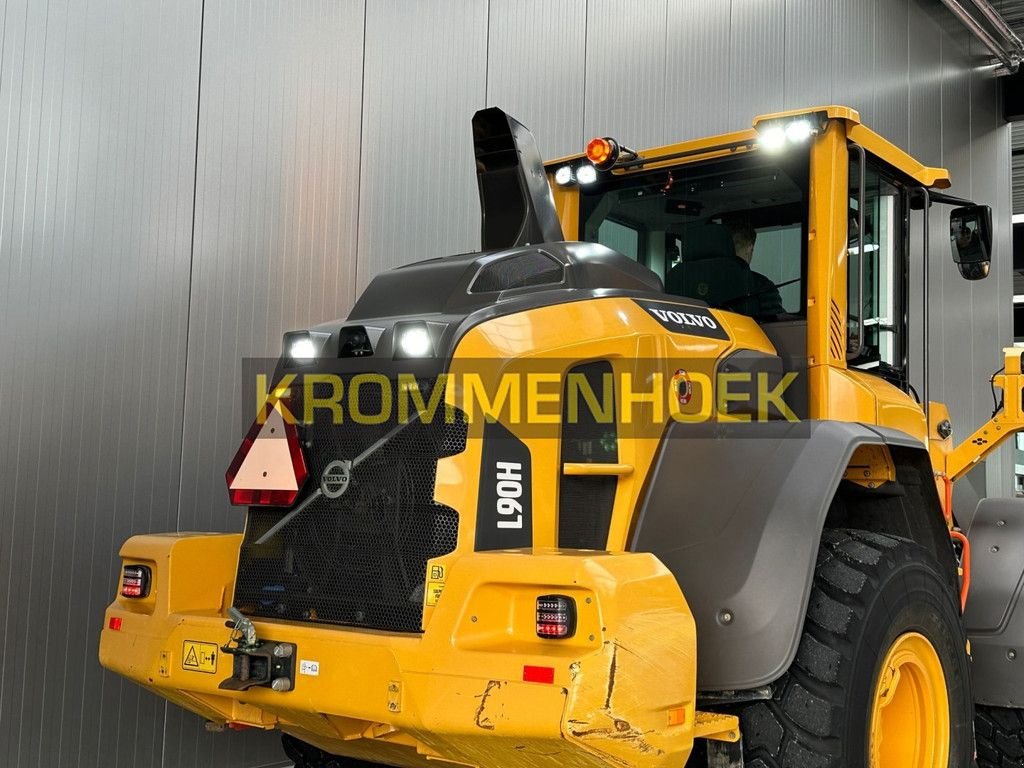 Radlader tip Volvo L 90 H, Gebrauchtmaschine in Apeldoorn (Poză 9)