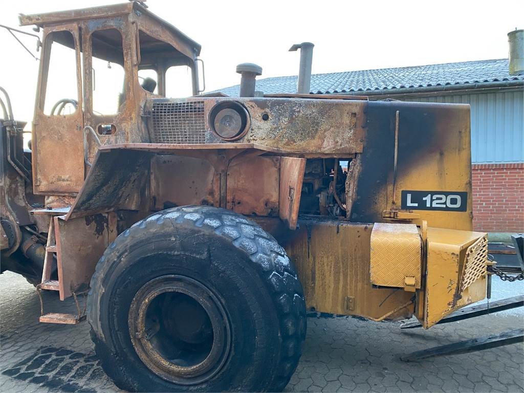 Radlader от тип Volvo L120, Gebrauchtmaschine в Hemmet (Снимка 3)