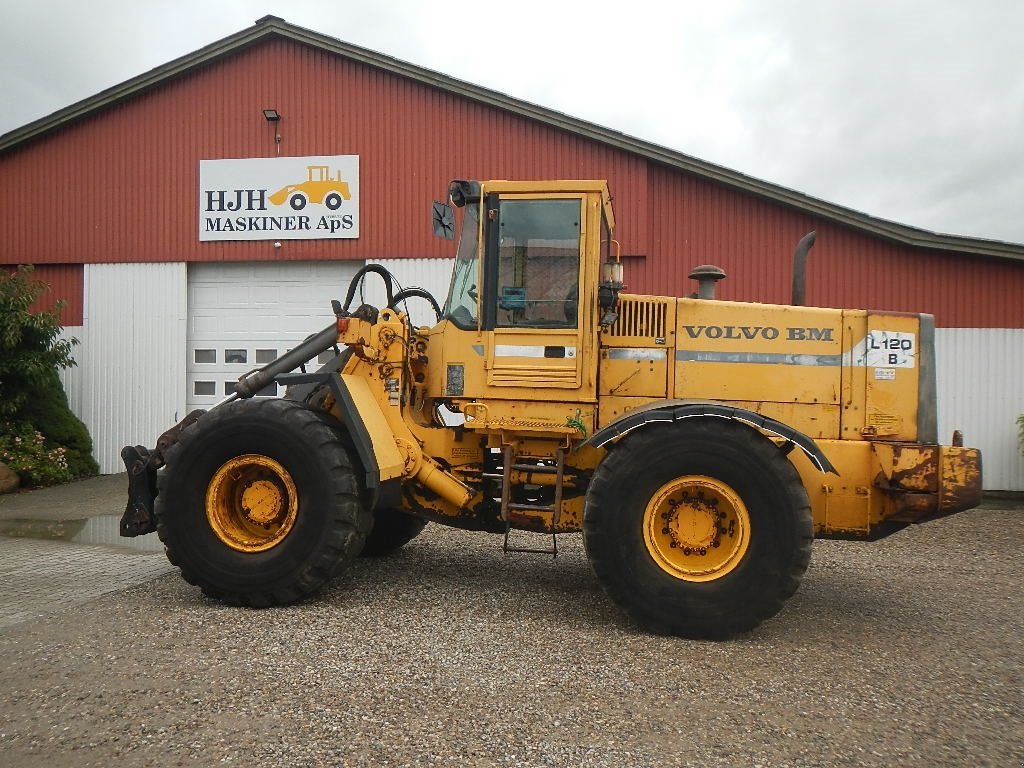 Radlader van het type Volvo L120B, Gebrauchtmaschine in Aabenraa (Foto 1)