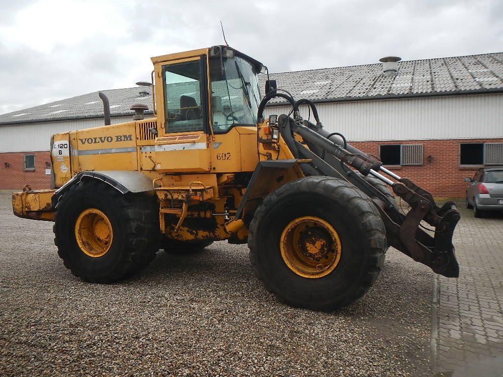 Radlader del tipo Volvo L120B, Gebrauchtmaschine In Aabenraa (Immagine 3)