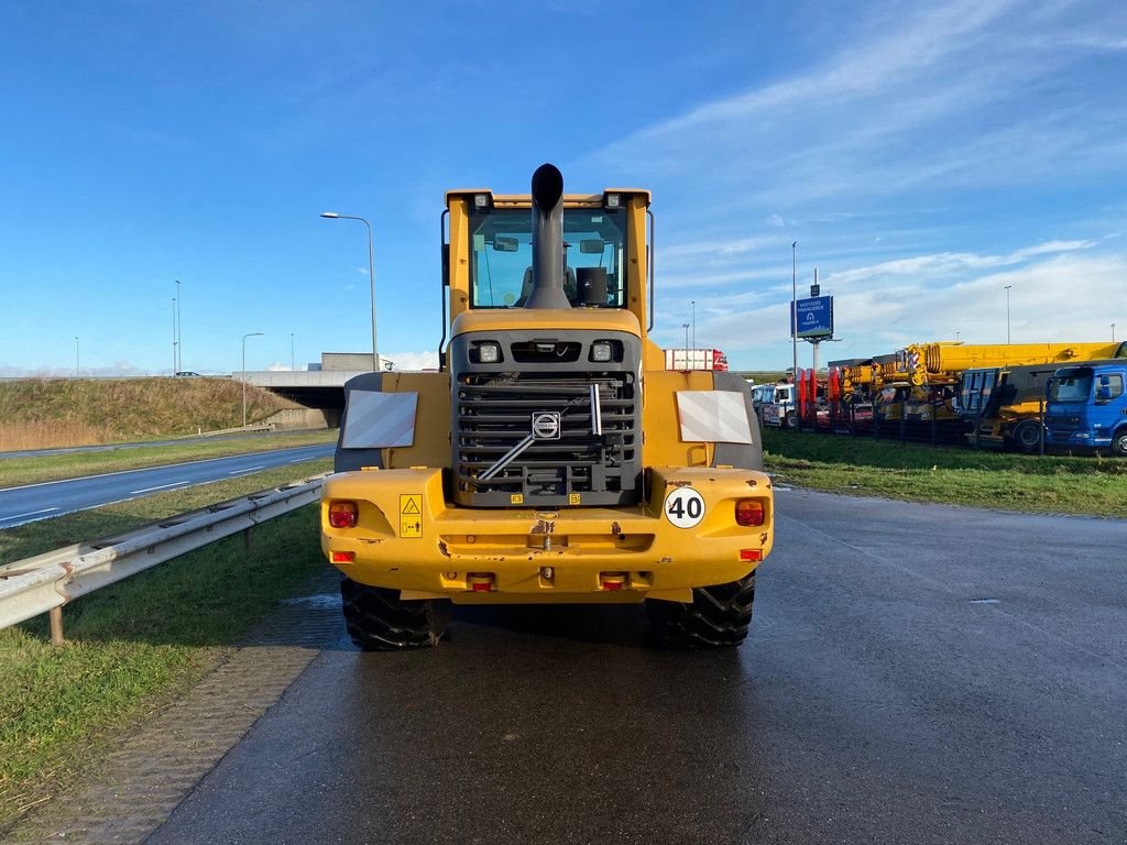 Radlader от тип Volvo L120F, Gebrauchtmaschine в Velddriel (Снимка 4)