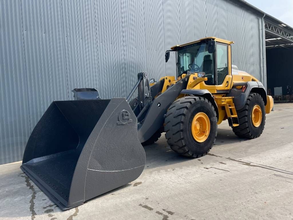 Radlader van het type Volvo L120H - L120 Matris Available, Gebrauchtmaschine in Venlo (Foto 4)