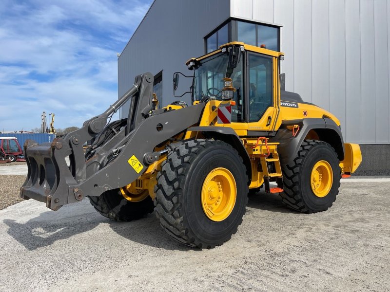 Radlader van het type Volvo L120H, Gebrauchtmaschine in Holten