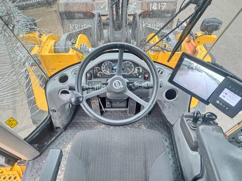 Radlader of the type Volvo L150H - Dutch Machine / Weighing System, Gebrauchtmaschine in Veldhoven (Picture 9)