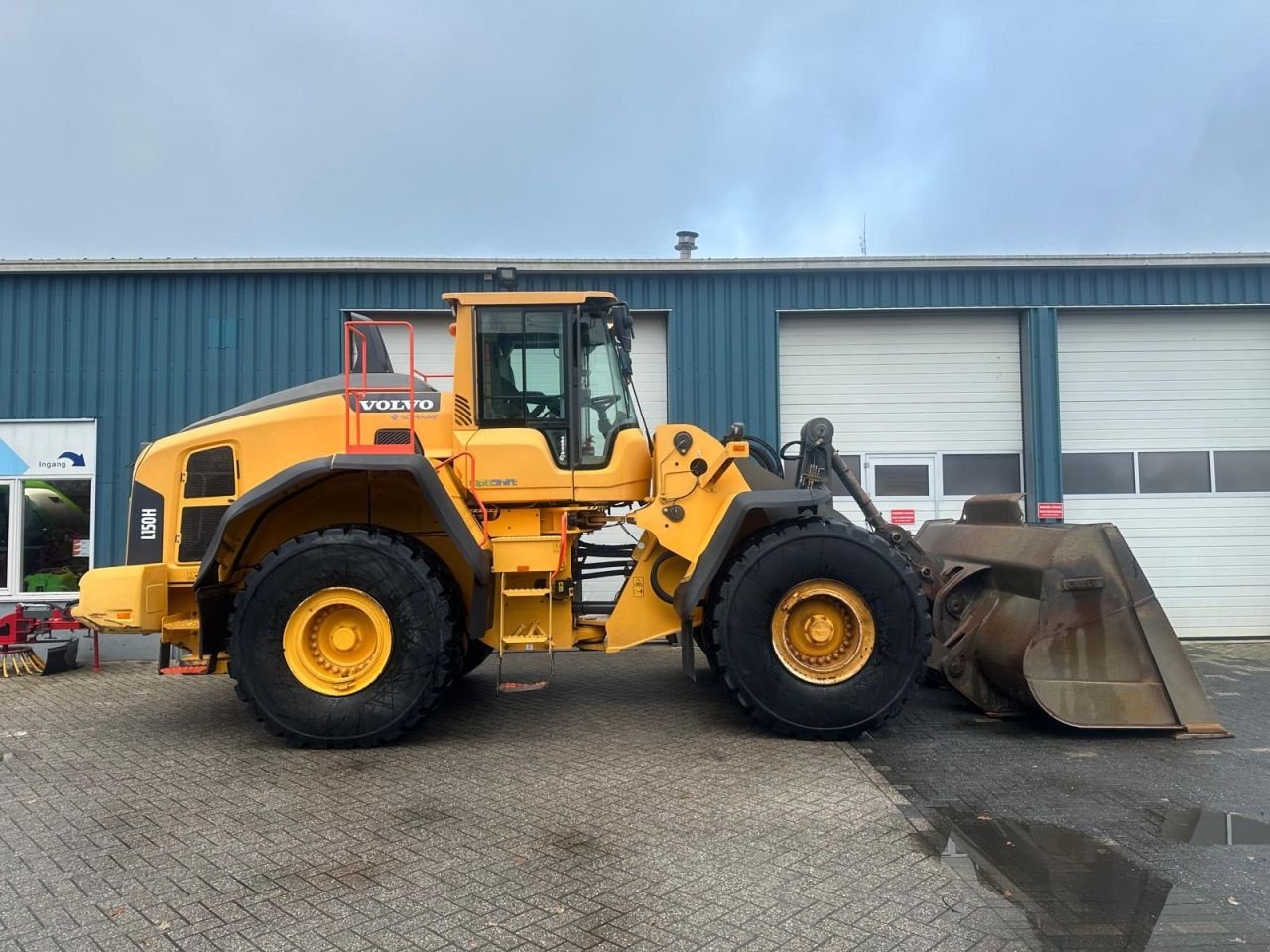 Radlader des Typs Volvo L150H, Gebrauchtmaschine in Oirschot (Bild 2)