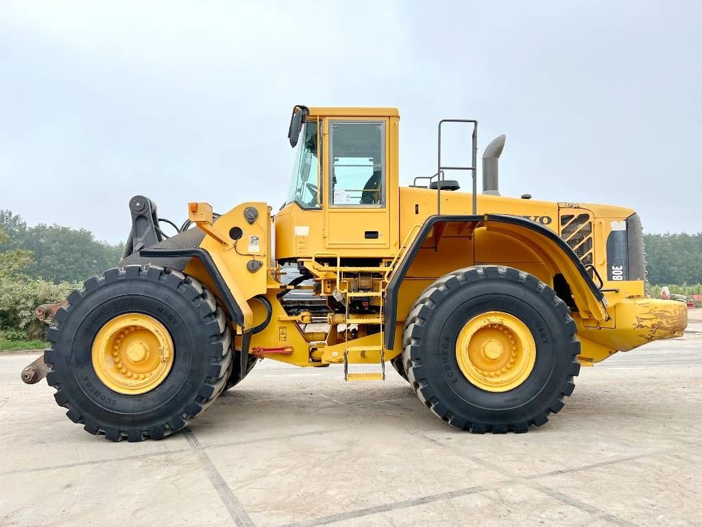 Radlader Türe ait Volvo L180E - German Machine / Automatic Greasing, Gebrauchtmaschine içinde Veldhoven (resim 1)