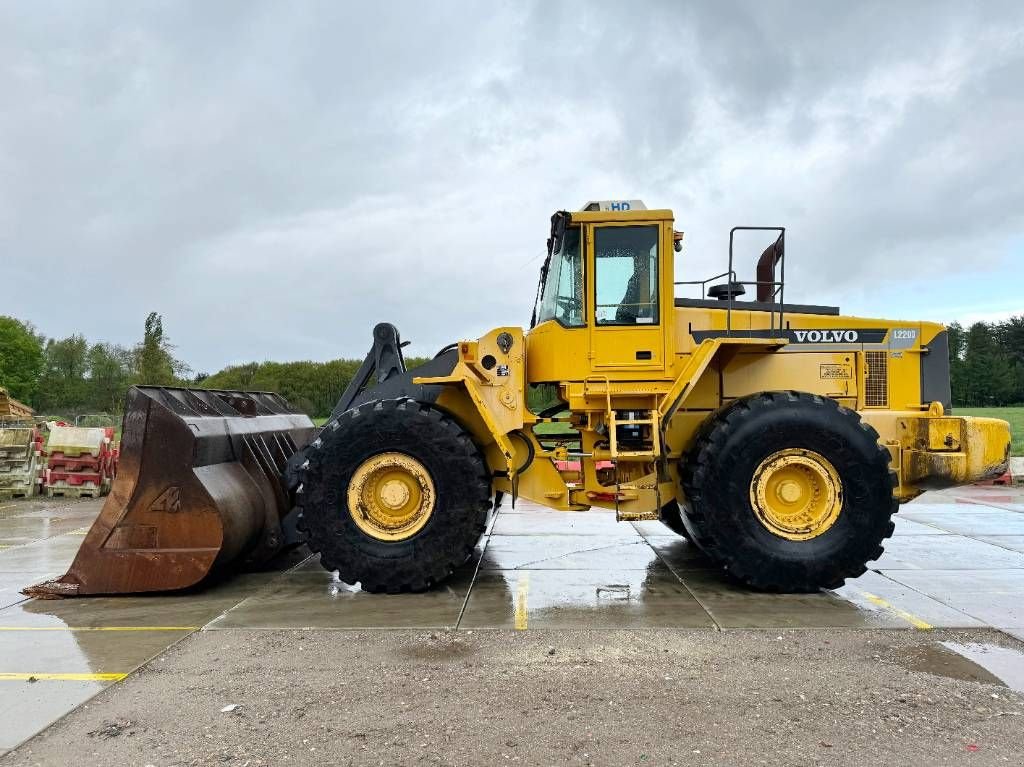 Radlader of the type Volvo L220D - Central Greasing / Dutch Machine, Gebrauchtmaschine in Veldhoven (Picture 1)