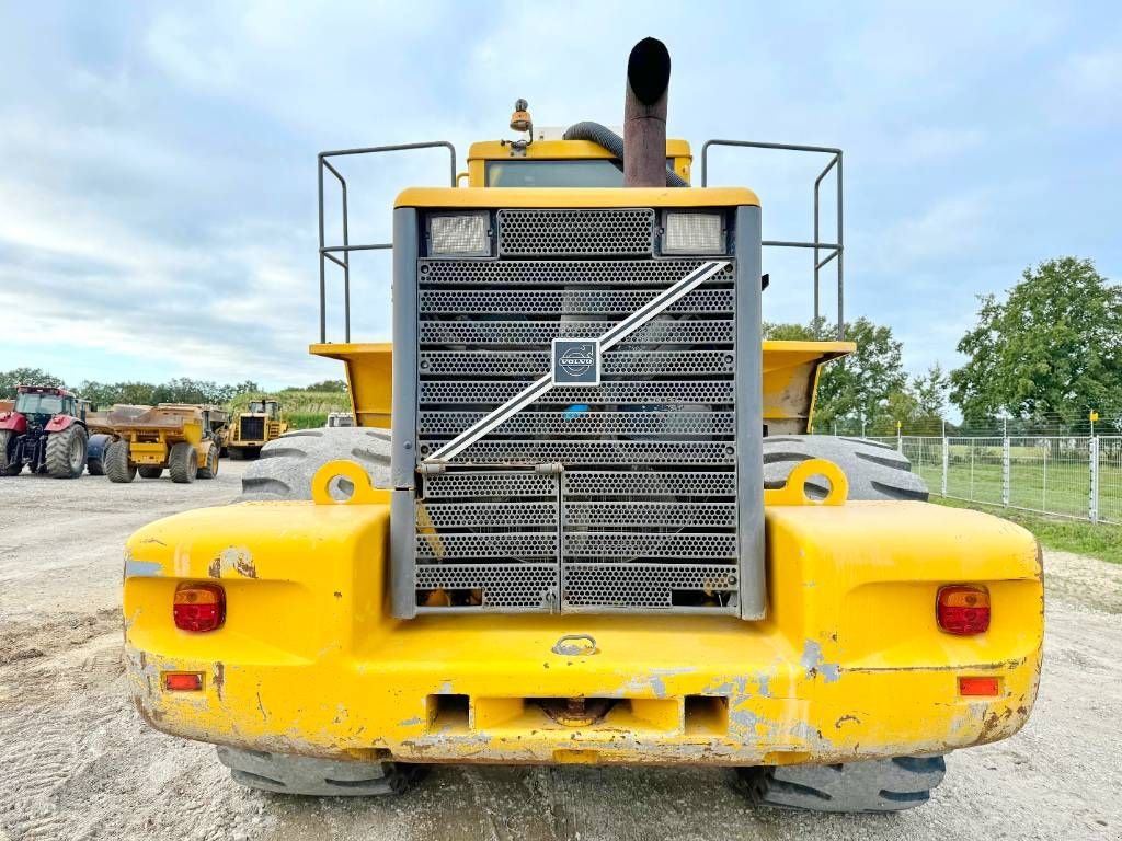 Radlader typu Volvo L220D - Dutch Machine / Pressurised Cabin, Gebrauchtmaschine w Veldhoven (Zdjęcie 4)