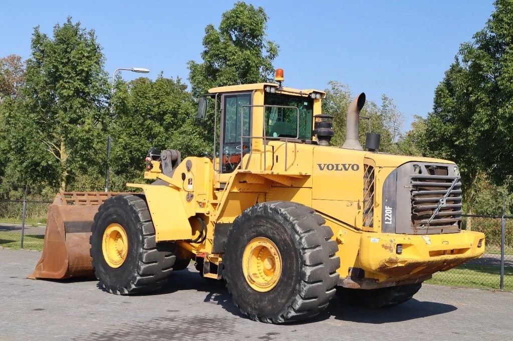 Radlader of the type Volvo L220F L 220 F BUCKET CDC BSS WEIGHT SYSTEM GOOD TIRE, Gebrauchtmaschine in Marknesse (Picture 3)