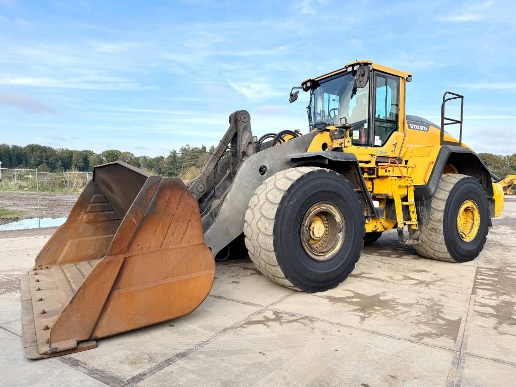 Radlader van het type Volvo L220H - 3rd Function / Weighing System, Gebrauchtmaschine in Veldhoven (Foto 2)