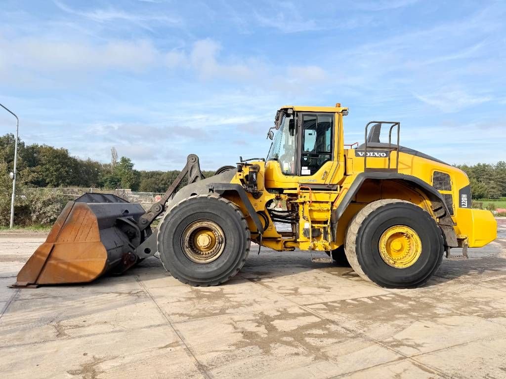 Radlader van het type Volvo L220H - 3rd Function / Weighing System, Gebrauchtmaschine in Veldhoven (Foto 1)