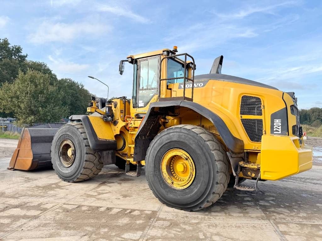 Radlader van het type Volvo L220H - 3rd Function / Weighing System, Gebrauchtmaschine in Veldhoven (Foto 3)