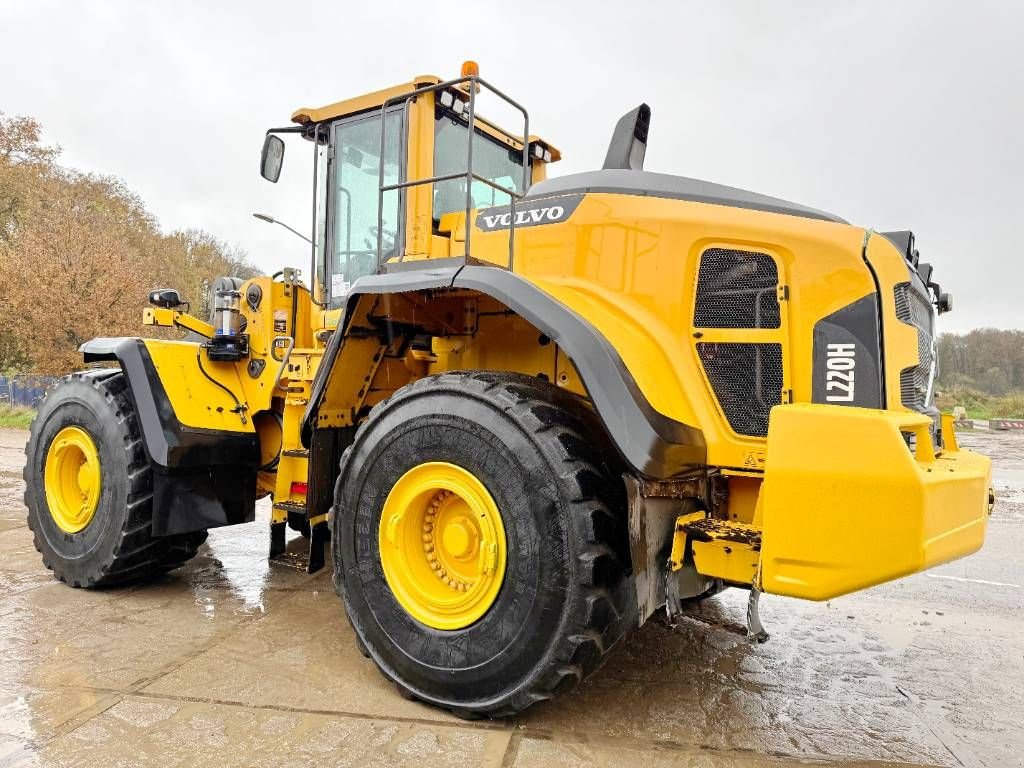 Radlader от тип Volvo L220H - 3rd Function / Weighing System, Gebrauchtmaschine в Veldhoven (Снимка 3)