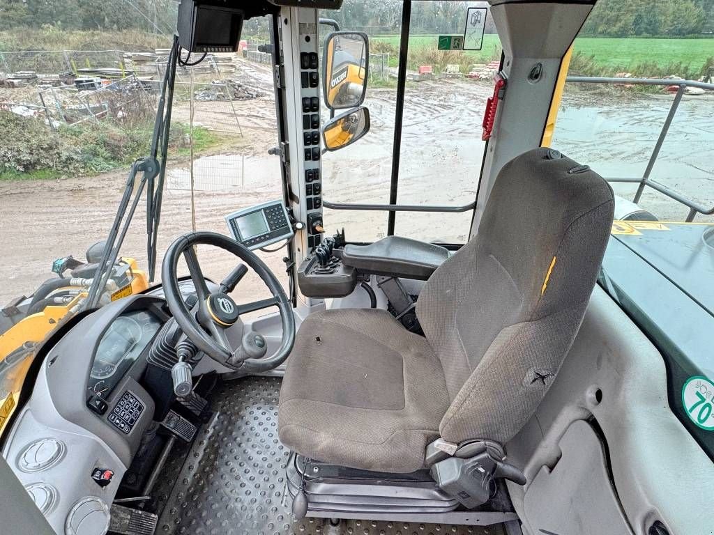 Radlader du type Volvo L220H - 3rd Function / Weighing System, Gebrauchtmaschine en Veldhoven (Photo 8)