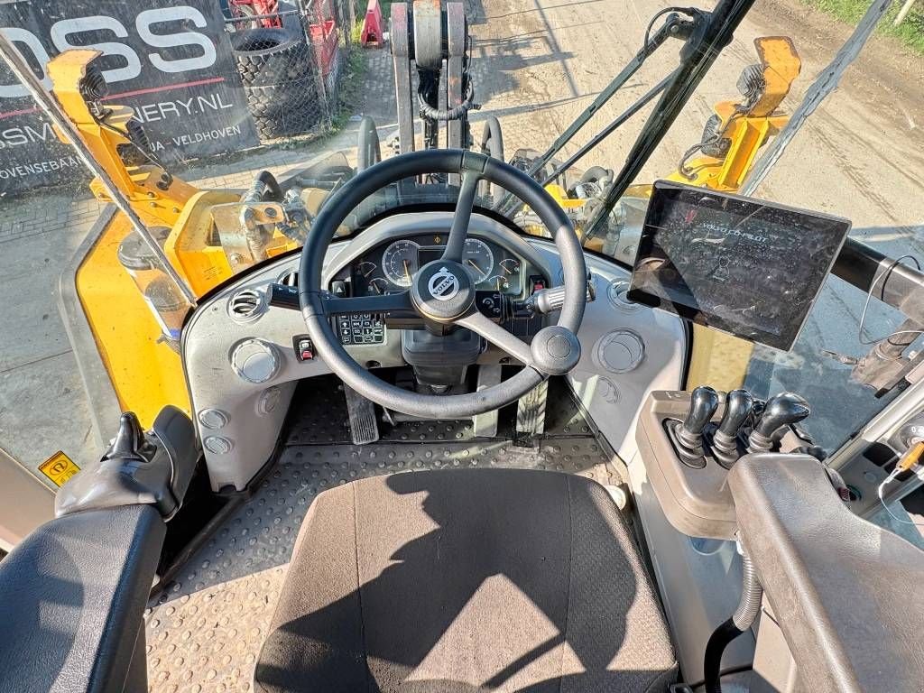 Radlader от тип Volvo L220H - CDC Steer / 3rd Function / Weight System, Gebrauchtmaschine в Veldhoven (Снимка 9)