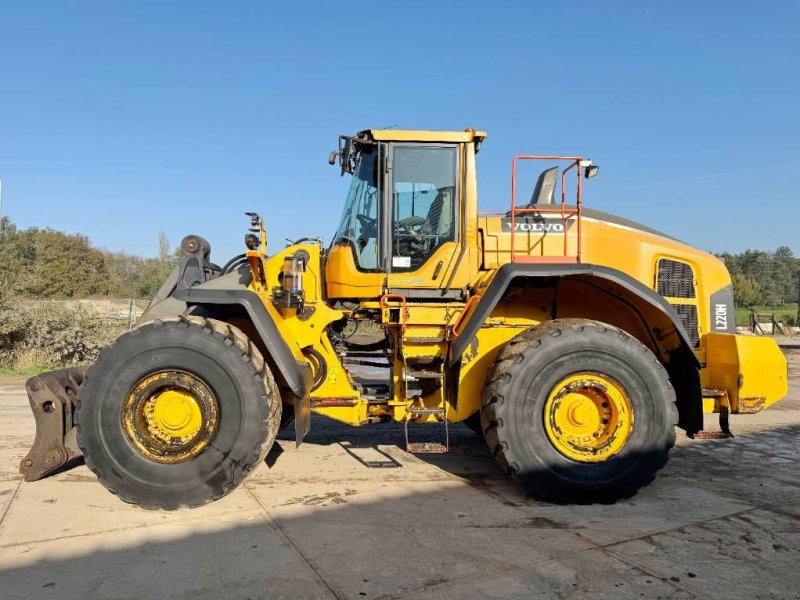 Radlader от тип Volvo L220H - CDC Steer / 3rd Function / Weight System, Gebrauchtmaschine в Veldhoven (Снимка 1)