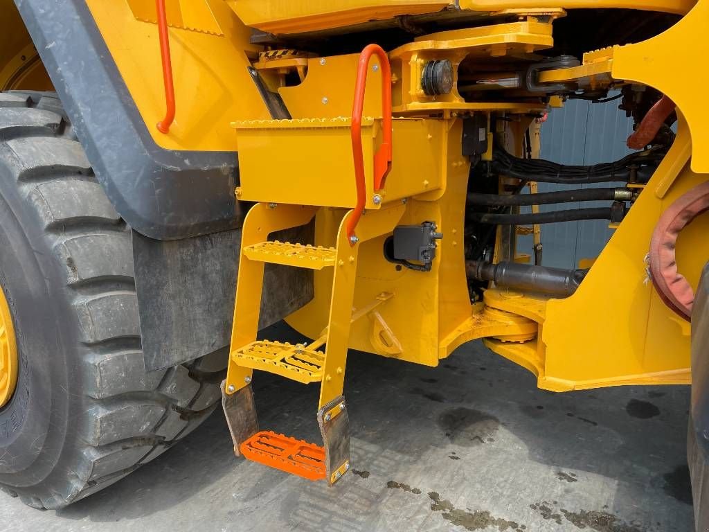 Radlader of the type Volvo L220H, Gebrauchtmaschine in Venlo (Picture 11)