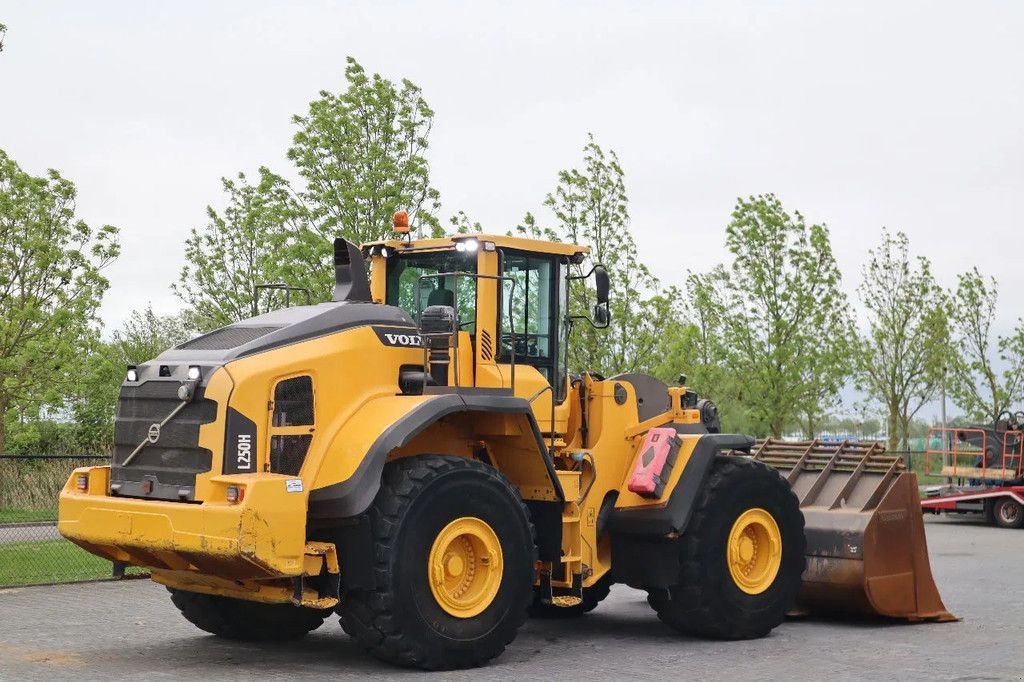 Radlader van het type Volvo L250 L250H L250 H BUCKET BSS CDC NO L220H, Gebrauchtmaschine in Marknesse (Foto 7)