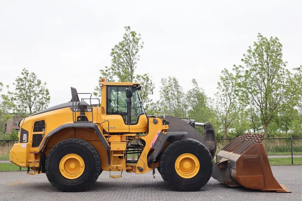 Radlader van het type Volvo L250 L250H L250 H BUCKET BSS CDC NO L220H, Gebrauchtmaschine in Marknesse (Foto 4)