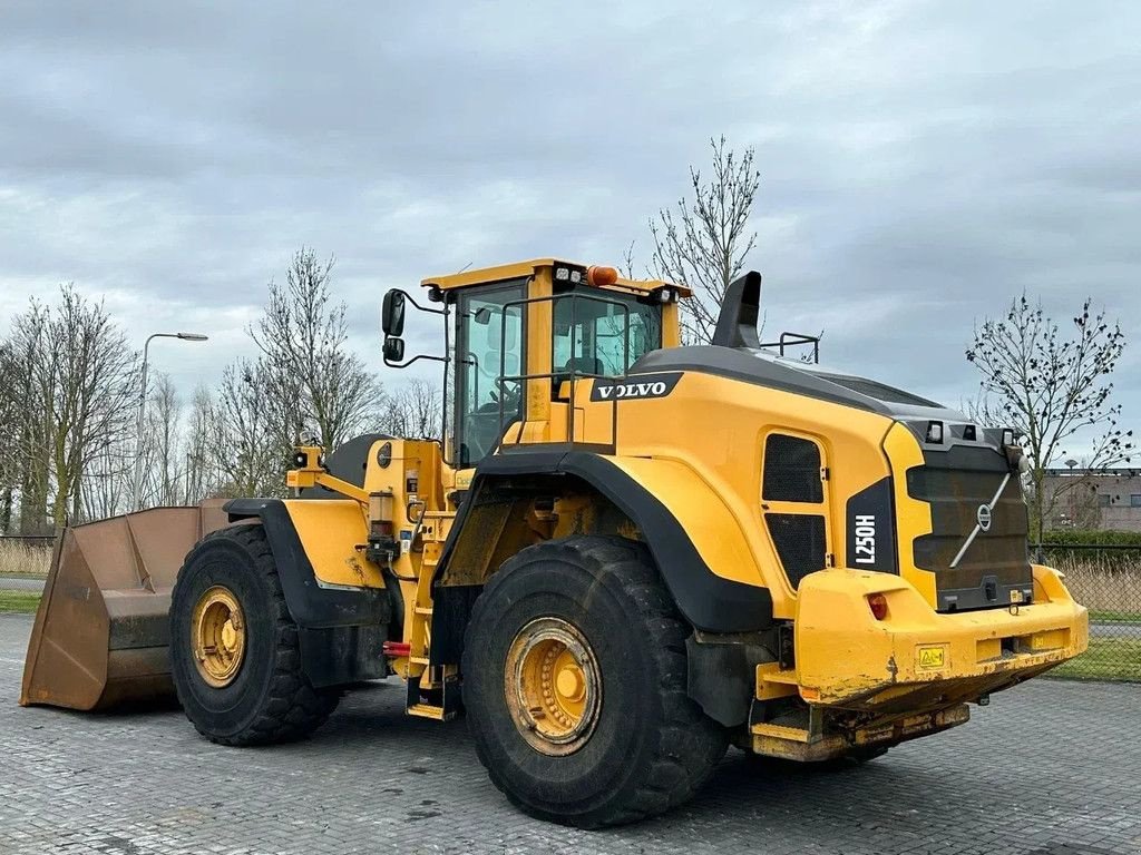 Radlader des Typs Volvo L250 L250H L250 H BUCKET BSS CDC NO L220H, Gebrauchtmaschine in Marknesse (Bild 3)