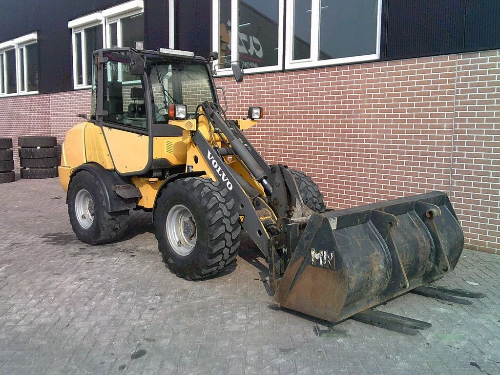 Radlader des Typs Volvo L25B, Gebrauchtmaschine in Barneveld (Bild 4)