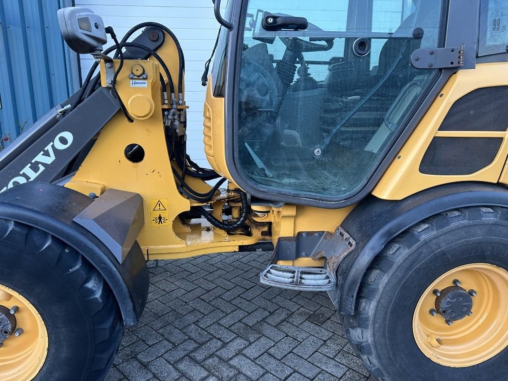 Radlader des Typs Volvo L25F, Gebrauchtmaschine in Oirschot (Bild 9)