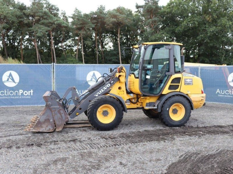 Radlader del tipo Volvo L25F, Gebrauchtmaschine en Antwerpen (Imagen 1)