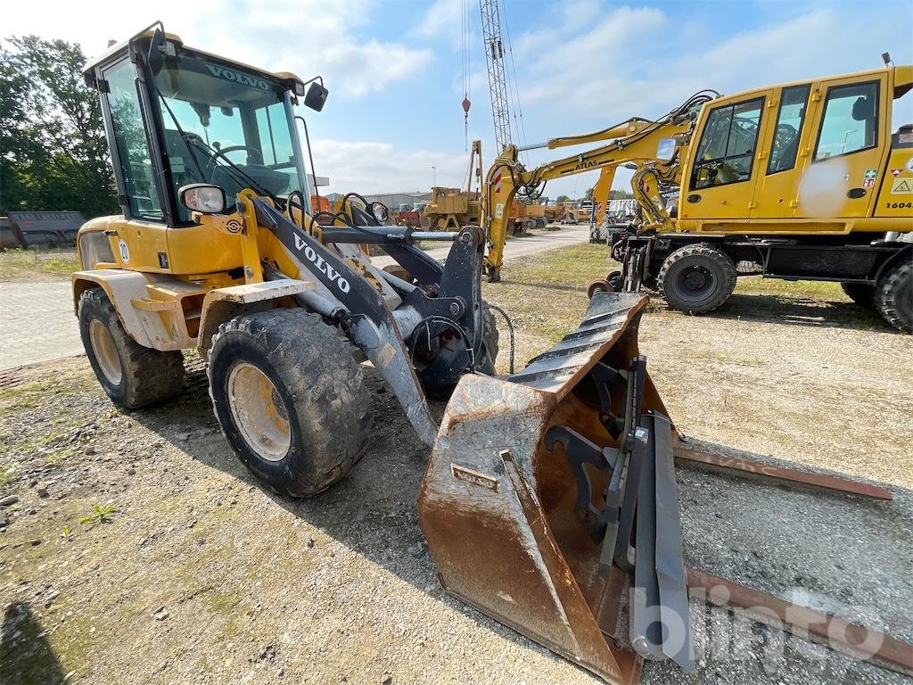 Radlader del tipo Volvo L30 G, Gebrauchtmaschine en Düsseldorf (Imagen 2)