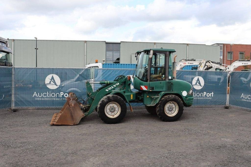 Radlader des Typs Volvo L30B-Z/X, Gebrauchtmaschine in Antwerpen (Bild 1)